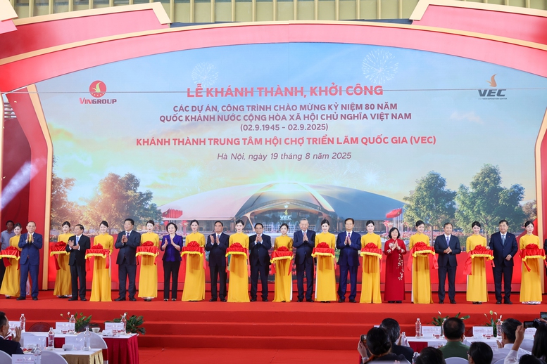 Thủ tướng Phạm Minh Chính: Không khí đặc biệt, khí thế đặc biệt, nỗ lực đặc biệt, sẽ tạo thành quả đặc biệt - Ảnh 9