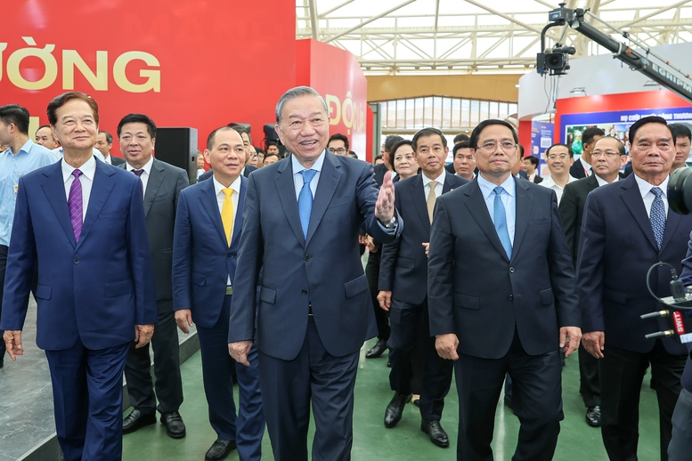 Thủ tướng Phạm Minh Chính: Không khí đặc biệt, khí thế đặc biệt, nỗ lực đặc biệt, sẽ tạo thành quả đặc biệt - Ảnh 14