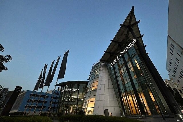 Tập đoàn chi hàng tỷ USD vào Thaco, Vinamilk, REE báo lãi ròng nửa đầu năm 2025 giảm 23%: Thị trường Việt Nam tỏa sáng, lãi từ REE tăng gần 50% - Ảnh 1