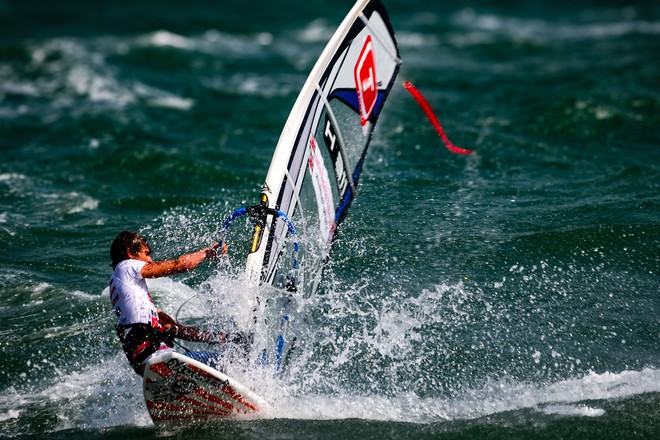 Bãi biển Việt Nam vừa được vinh danh "hàng đầu Đông Nam Á": Địa hình đặc biệt, rất ít khi có bão - Ảnh 5