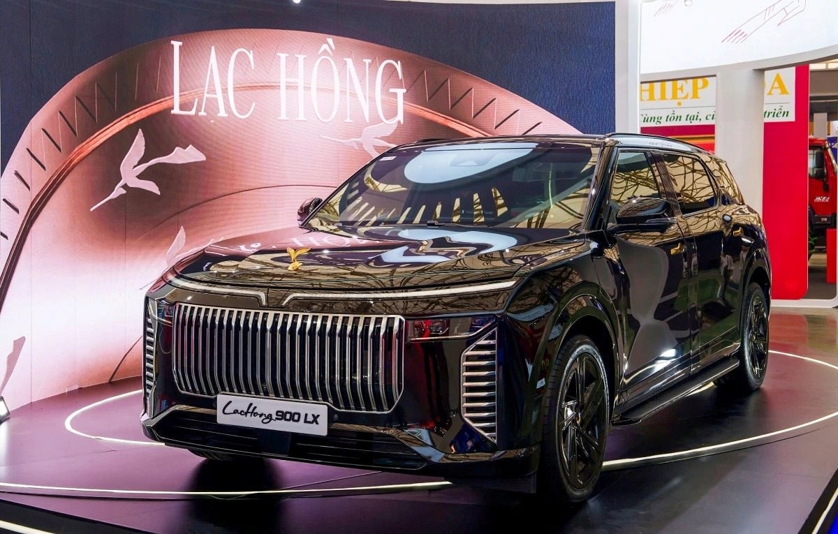 Lạc Hồng 900 LX của VinFast sở hữu chi tiết đắt giá bằng "vàng lộ thiên": Vô cùng quý hiếm - Ảnh 1