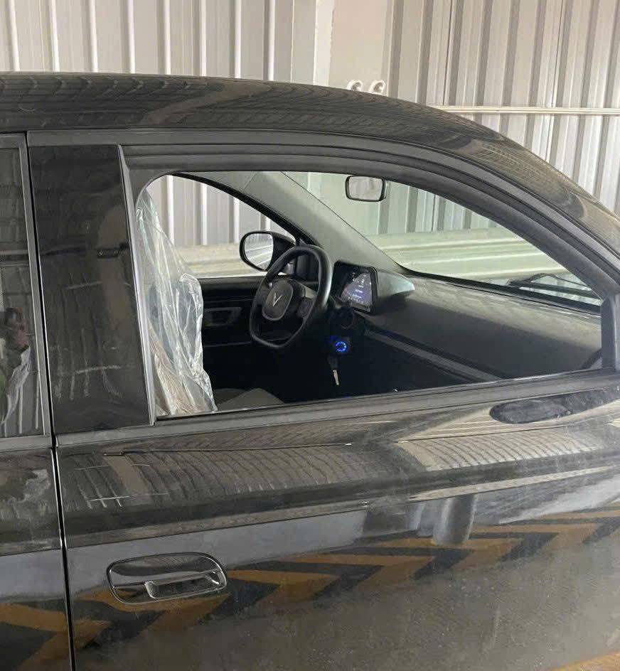 VinFast Minio Green bị bắt gặp đang ‘bon bon’ trên phố: Xe nhỏ nhưng dáng cao, để lộ chi tiết không đề cập trong bảng thông số - Ảnh 7