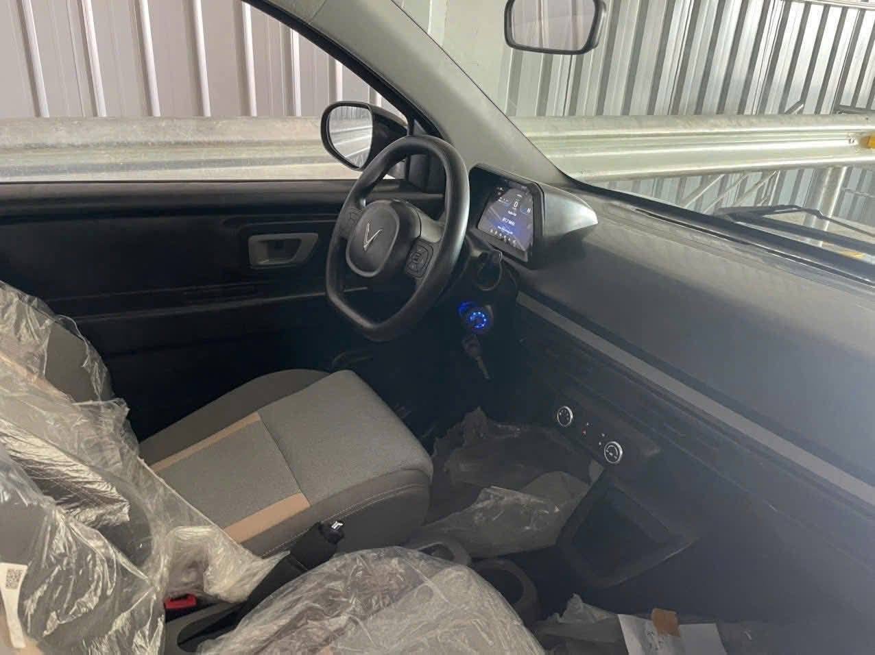 VinFast Minio Green bị bắt gặp đang ‘bon bon’ trên phố: Xe nhỏ nhưng dáng cao, để lộ chi tiết không đề cập trong bảng thông số - Ảnh 6