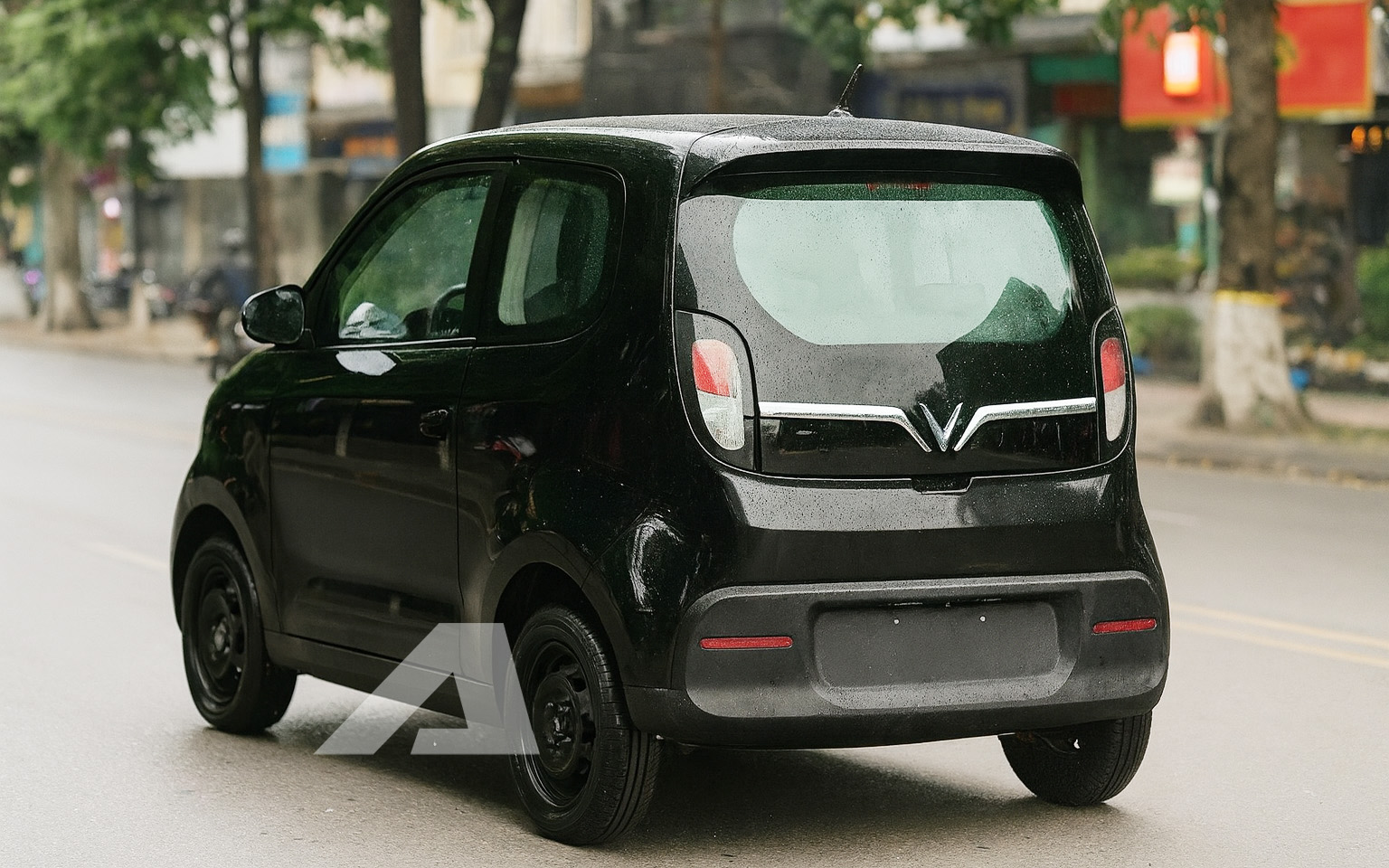 VinFast Minio Green bị bắt gặp đang ‘bon bon’ trên phố: Xe nhỏ nhưng dáng cao, để lộ chi tiết không đề cập trong bảng thông số - Ảnh 3