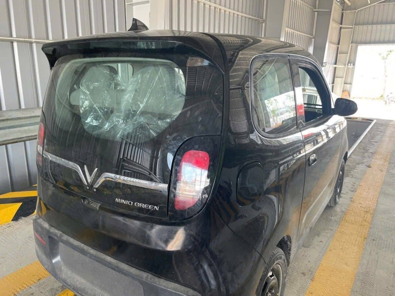 VinFast Minio Green bị bắt gặp đang ‘bon bon’ trên phố: Xe nhỏ nhưng dáng cao, để lộ chi tiết không đề cập trong bảng thông số - Ảnh 5