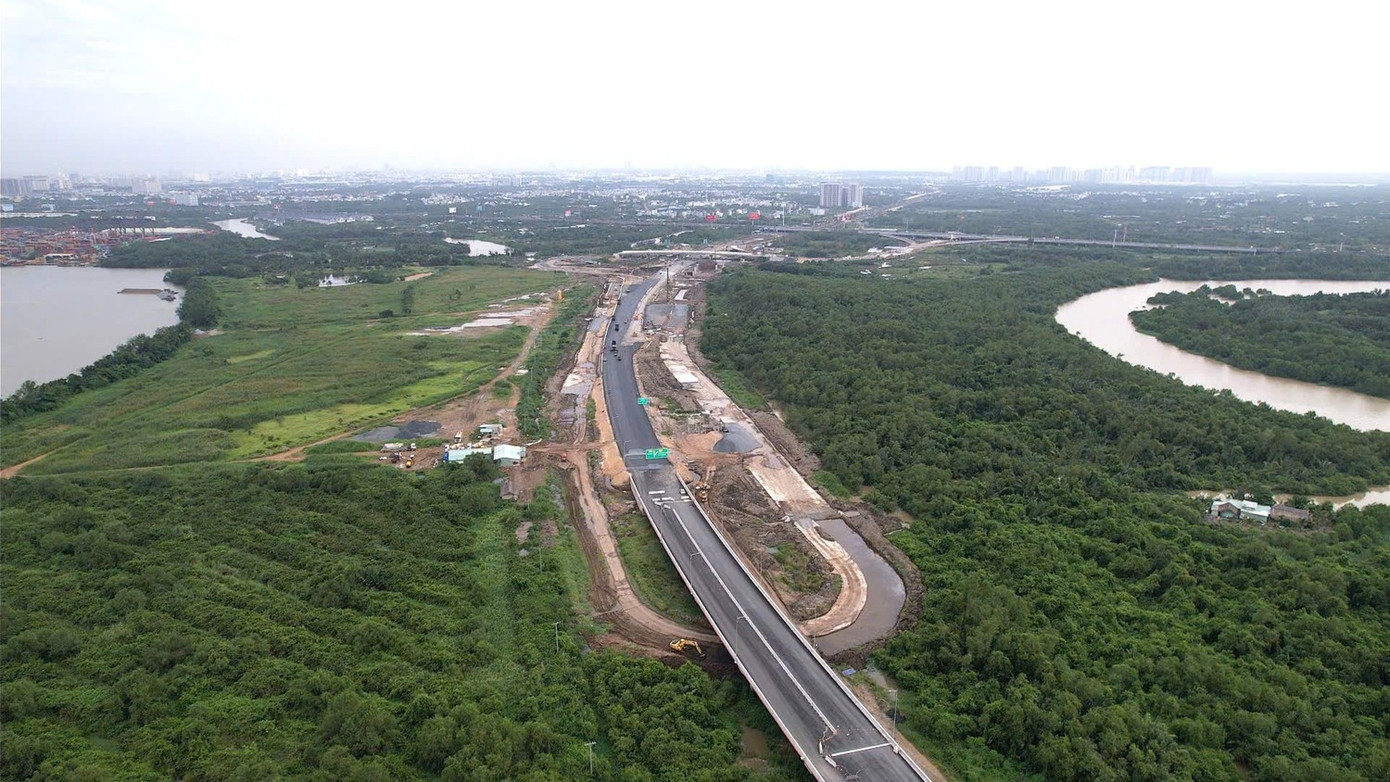 Từ 20/8, có thể lưu thông qua cầu lớn nhất tuyến Vành đai 3 TPHCM - Ảnh 1