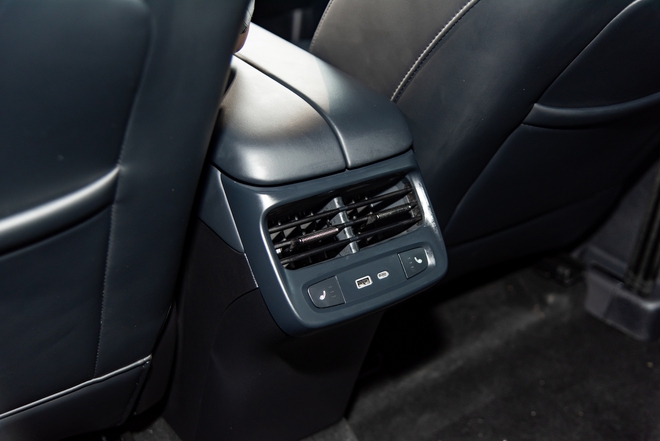 Chi tiết Omoda C7 tại Việt Nam: Đấu trực tiếp CR-V hybrid, giá dự kiến từ 839 triệu đồng - Ảnh 16