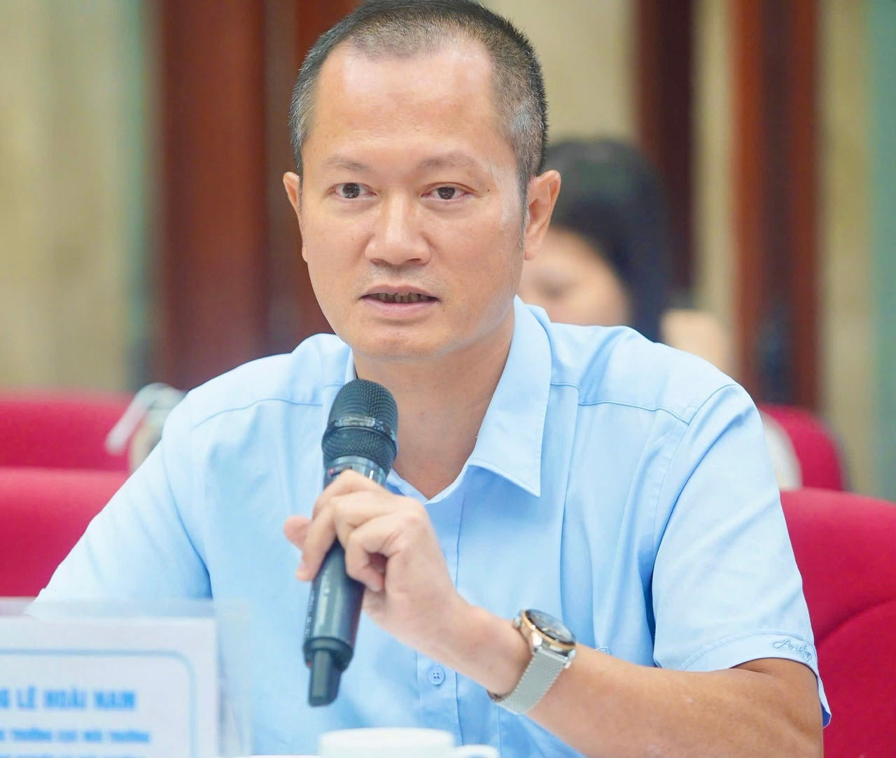 Siết thuế, tiến tới cấm nhựa dùng một lần để thúc đẩy sản phẩm xanh - Ảnh 1