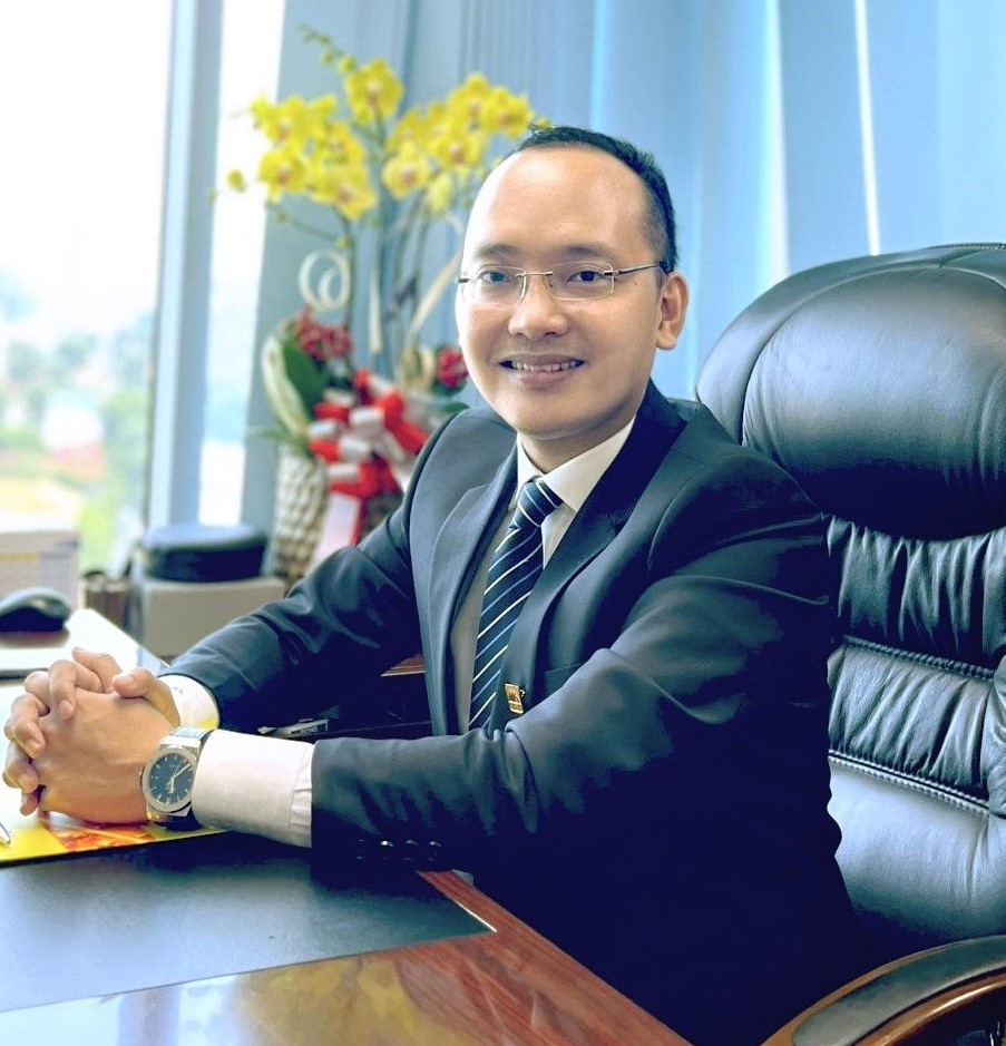 Chân dung 2 sếp Techcombank và Nam Á Bank vừa nắm vị trí chủ chốt tại Hiệp hội Blockchain và Tài sản số Việt Nam: Có em trai của tỷ phú Hồ Hùng Anh - Ảnh 2