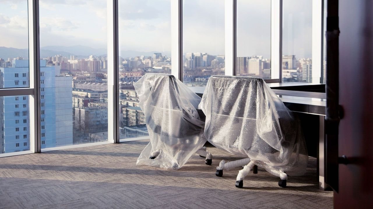 Người lao động dần yếu thế: Mô hình ‘càng đông càng mạnh’ suốt 100 năm hết thời, các doanh nghiệp giờ đây đua nhau sa thải với tốc độ đáng kinh ngạc - Ảnh 3