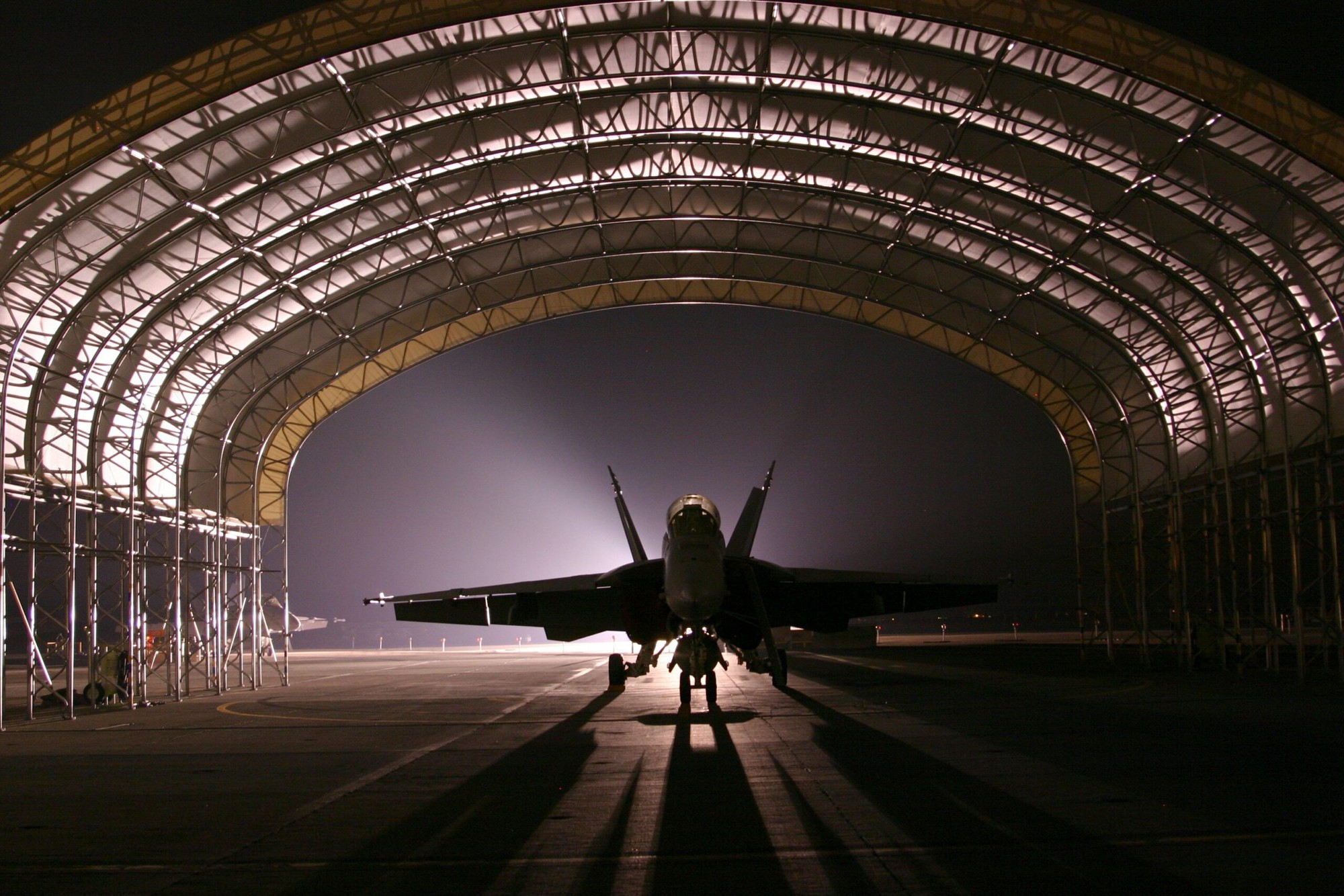 Cuộc chiến hangar tại Việt Nam: Tỷ phú Nguyễn Thị Phương Thảo, bầu Hiển tham gia phá vỡ thế độc tôn của Vietnam Airlines - Ảnh 2