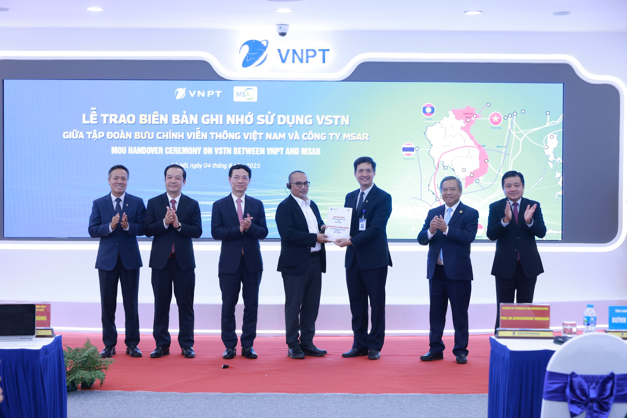 VNPT tiên phong làm chủ hạ tầng kết nối từ mặt đất đến không gian - Ảnh 1