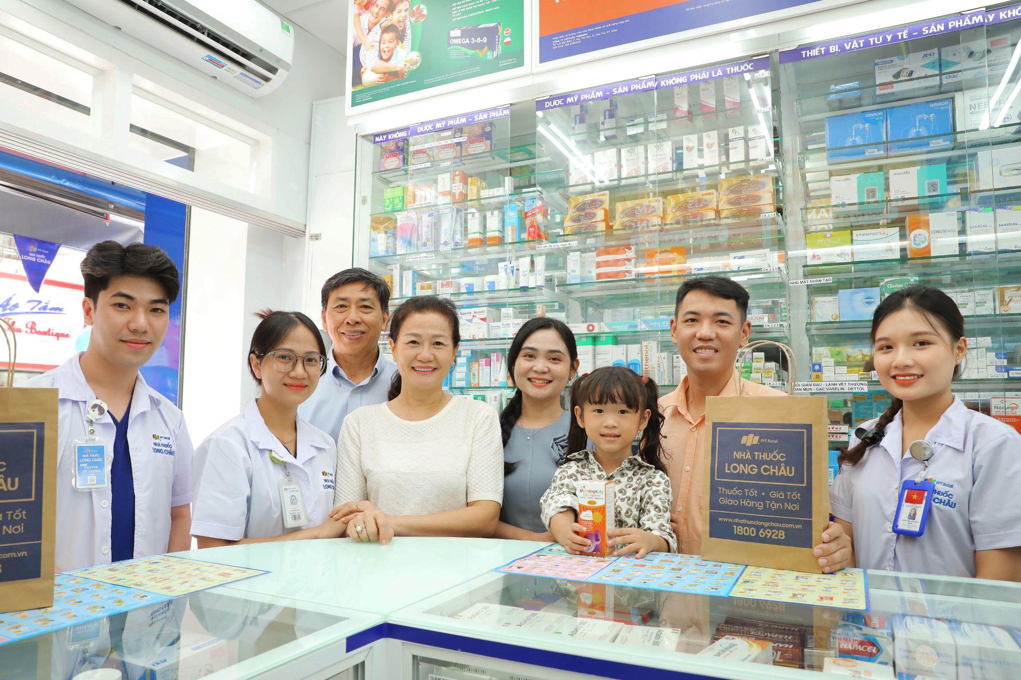 2.222 nhà thuốc Long Châu - Một sứ mệnh “Vì một Việt Nam khỏe mạnh hơn" - Ảnh 2