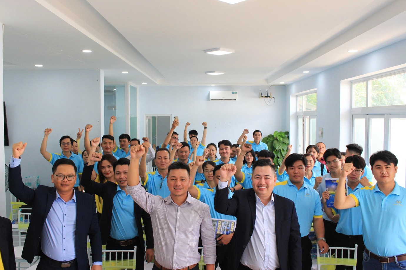 Khởi động Giai đoạn 2 NƠXH Nam Phan Thiết - Viết tiếp hành trình an cư rực rỡ - Ảnh 1