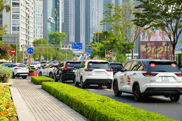 Đẩy mạnh dải sản phẩm xe xanh, Toyota tung hàng loạt “deal hời” trong tháng 8 - Ảnh 1