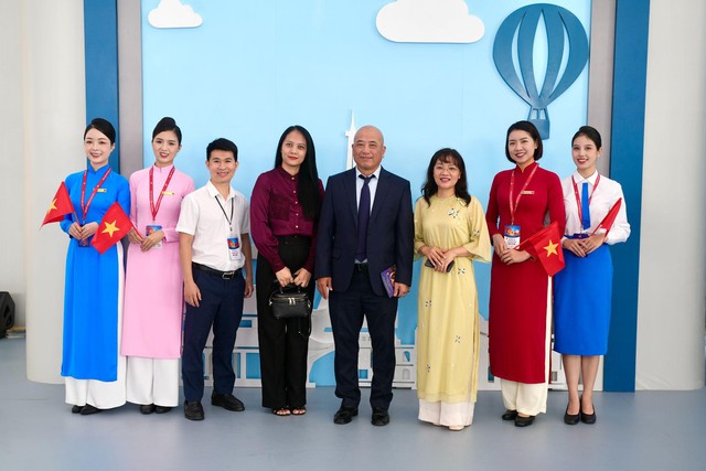 Dấu ấn Vietnam Airlines tại Triển lãm Thành tựu đất nước - Ảnh 10