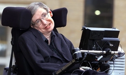 Cảnh báo đáng sợ của nhà vật lý thiên tài Stephen Hawking - Ảnh 1
