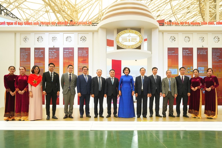 VIB đồng hành cùng Triển lãm “80 năm hành trình Độc lập – Tự do – Hạnh phúc”, giới thiệu Siêu hệ sinh thái tài chính cá nhân hóa - Ảnh 1