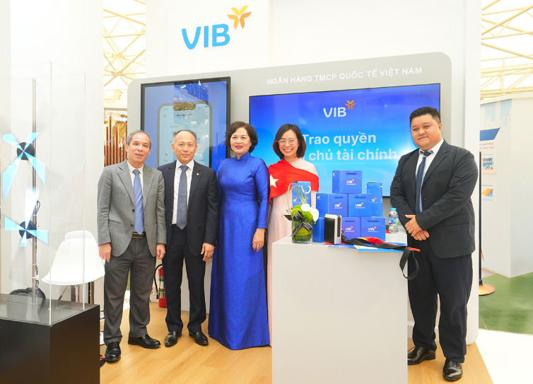 VIB đồng hành cùng Triển lãm “80 năm hành trình Độc lập – Tự do – Hạnh phúc”, giới thiệu Siêu hệ sinh thái tài chính cá nhân hóa - Ảnh 3