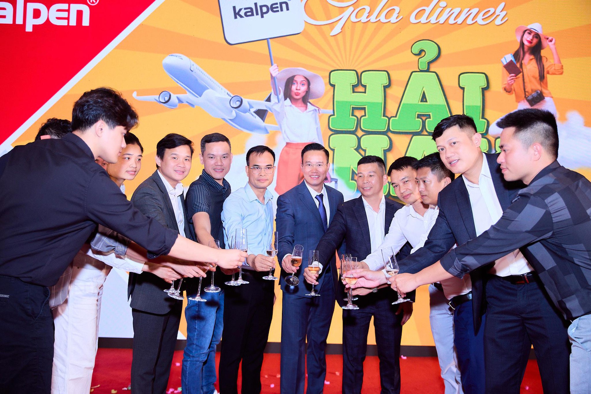 Kalpen tri ân hệ thống phân phối bằng chuyến đi ý nghĩa tại đảo Hải Nam - Ảnh 2