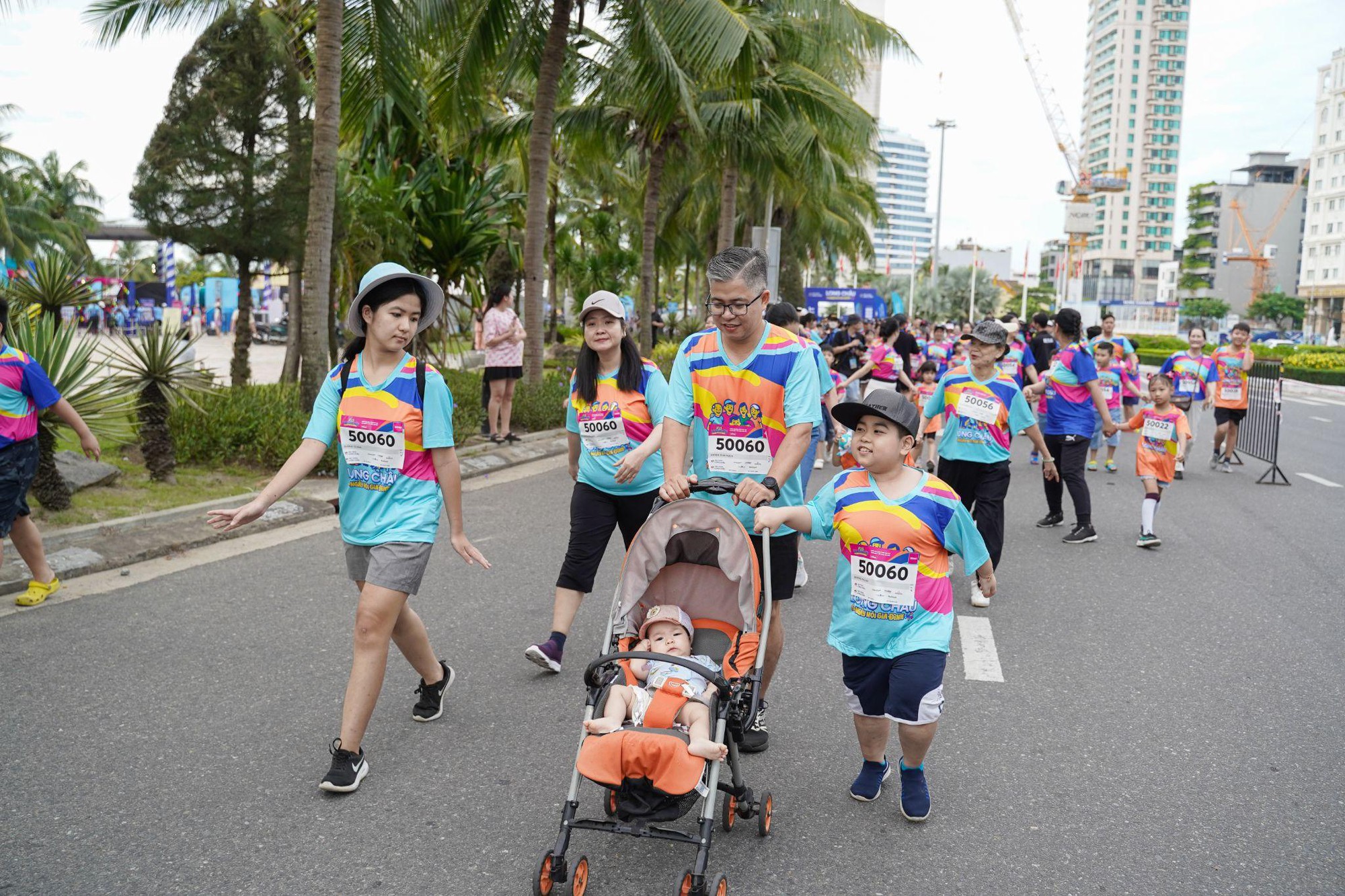 Ngày hội gia đình - Gắn kết yêu thương gia đình 3 thế hệ cùng Long Châu - Ảnh 2