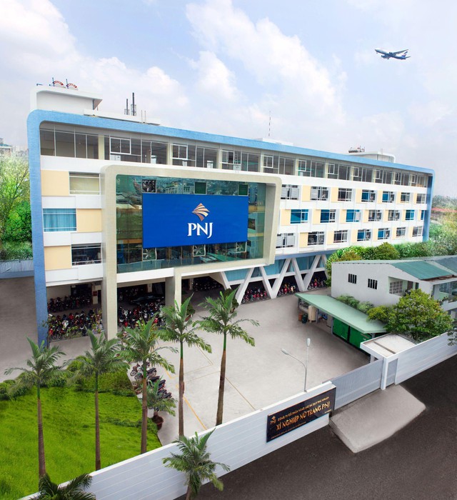 Đóng góp hơn 2.100 tỷ, PNJ vào Top 30 doanh nghiệp tư nhân nộp ngân sách lớn nhất - Ảnh 2