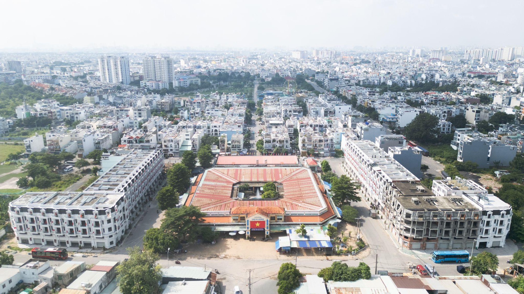 Quận 12 vươn lên tâm điểm hưởng lợi trực tiếp từ hạ tầng Tây Bắc TP.HCM - Ảnh 2