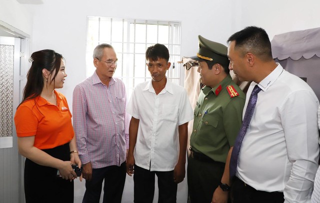 Từ Tâm Dụng Trí – Sức mạnh nội lực của một ngân hàng hạnh phúc - Ảnh 4