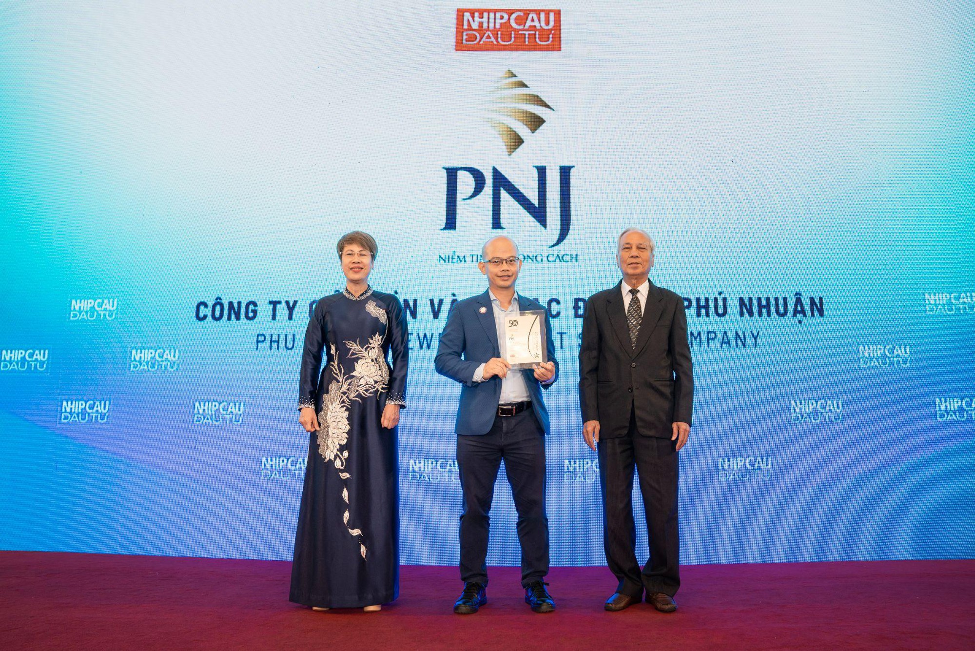 PNJ đạt doanh thu 17.218 tỷ đồng 6 tháng đầu năm - Ảnh 3