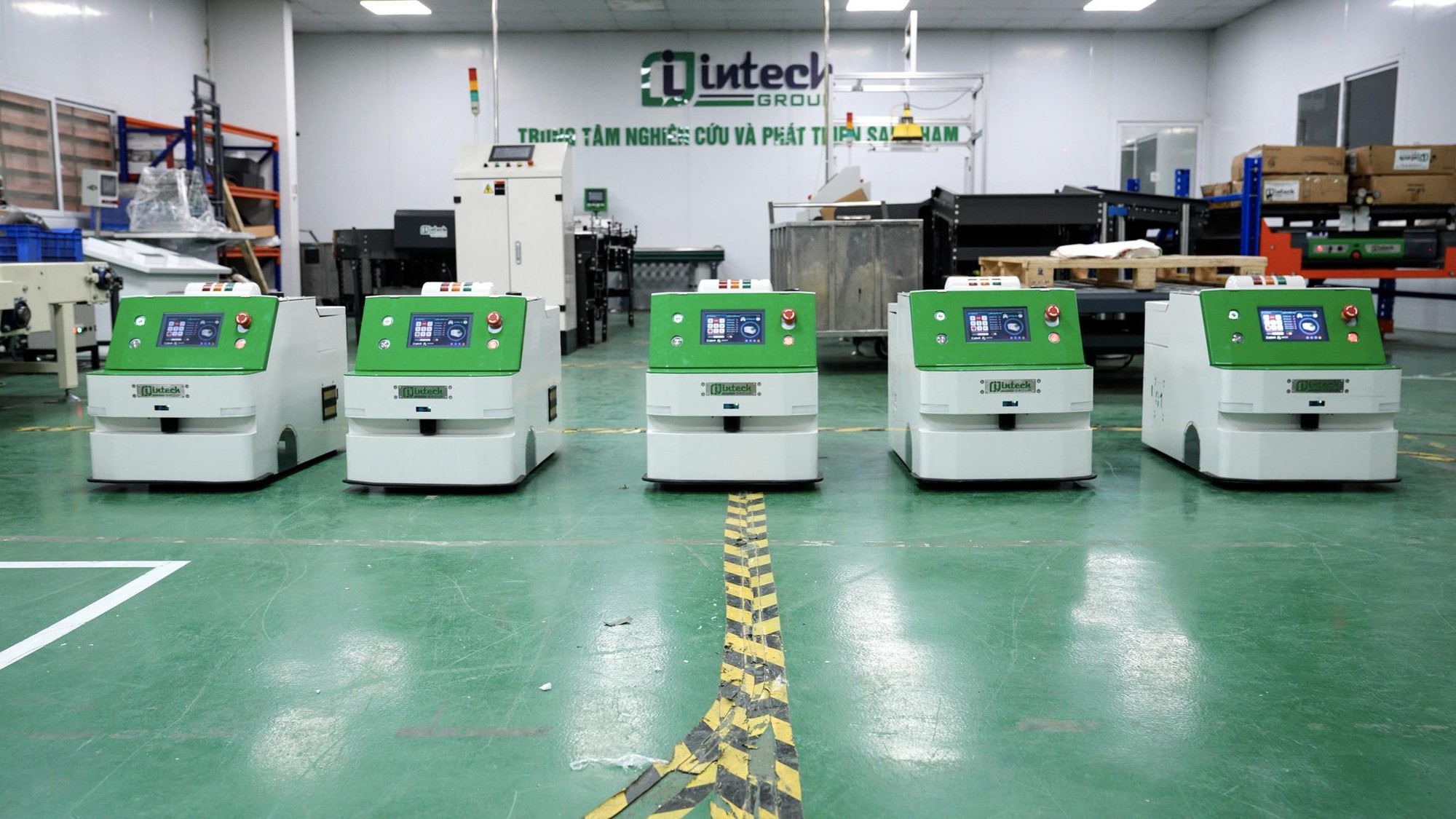 Khát vọng phổ cập robot: Hành trình của doanh nhân Hoàng Hữu Thắng - Ảnh 3