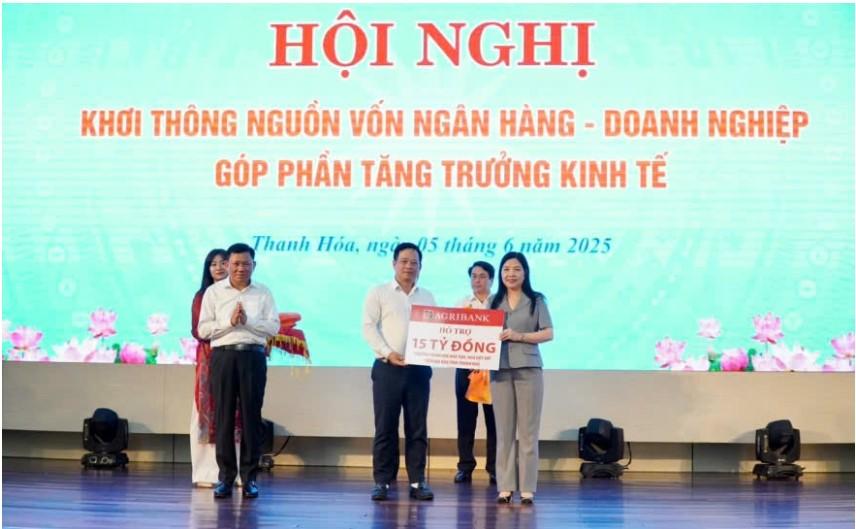 Agribank phát huy vai trò “Ngân hàng vì cộng đồng”, hướng tới an sinh xã hội - Ảnh 4