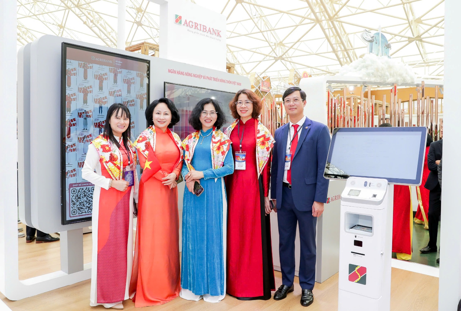 Agribank - những thành tựu trong Hành trình 80 năm Độc lập - Tự do - Hạnh phúc của đất nước - Ảnh 5