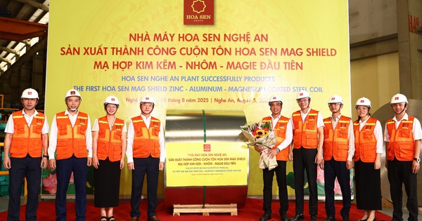 Tập đoàn Hoa Sen sản xuất thành công Tôn siêu bền Hoa Sen Mag Shield