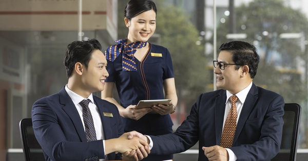 Dòng tiền tìm đến cổ phiếu ngân hàng định giá thấp, triển vọng tăng trưởng tích cực