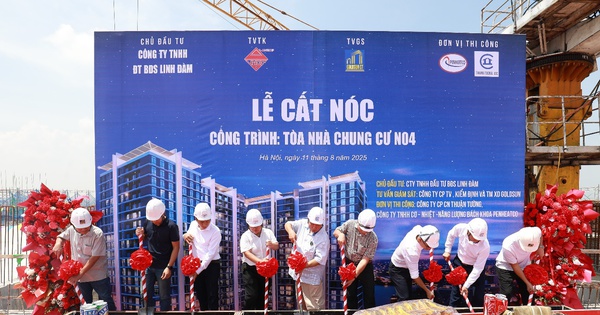 Chính thức cất nóc tòa căn hộ đầu tiên dự án Hanoi Melody Residences