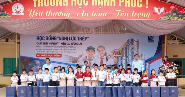 Học bổng "Nghị lực Thép" 2025: Doanh nghiệp đồng hành cùng thế hệ tri thức trẻ