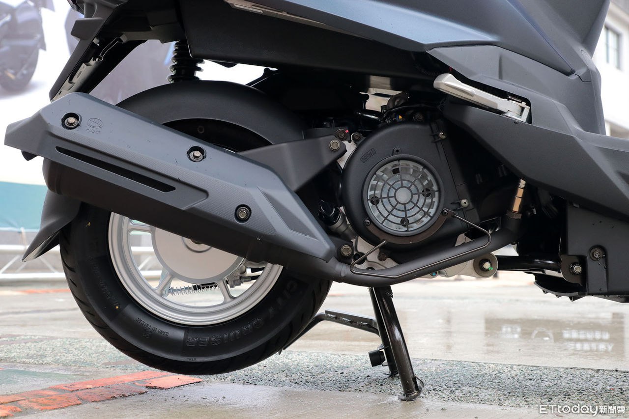 Xe tay ga 125cc hybrid "xăng điện" đầu tiên ra mắt: "Ăn xăng" chỉ 1,5 lít/100km, giá từ 46 triệu đồng - Ảnh 4