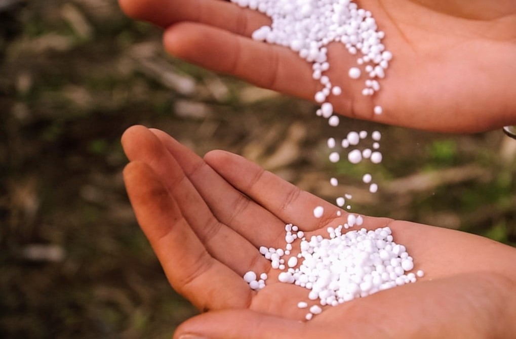 Nới lệnh cấm xuất khẩu, Trung Quốc tung ra thế giới hơn nửa triệu tấn mặt hàng chiến lược, xuất khẩu tăng 600% - Ảnh 1