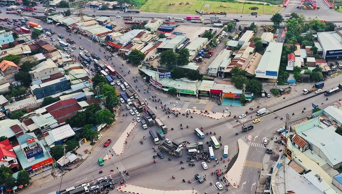 Phát triển đồng bộ hạ tầng giao thông - Ảnh 1