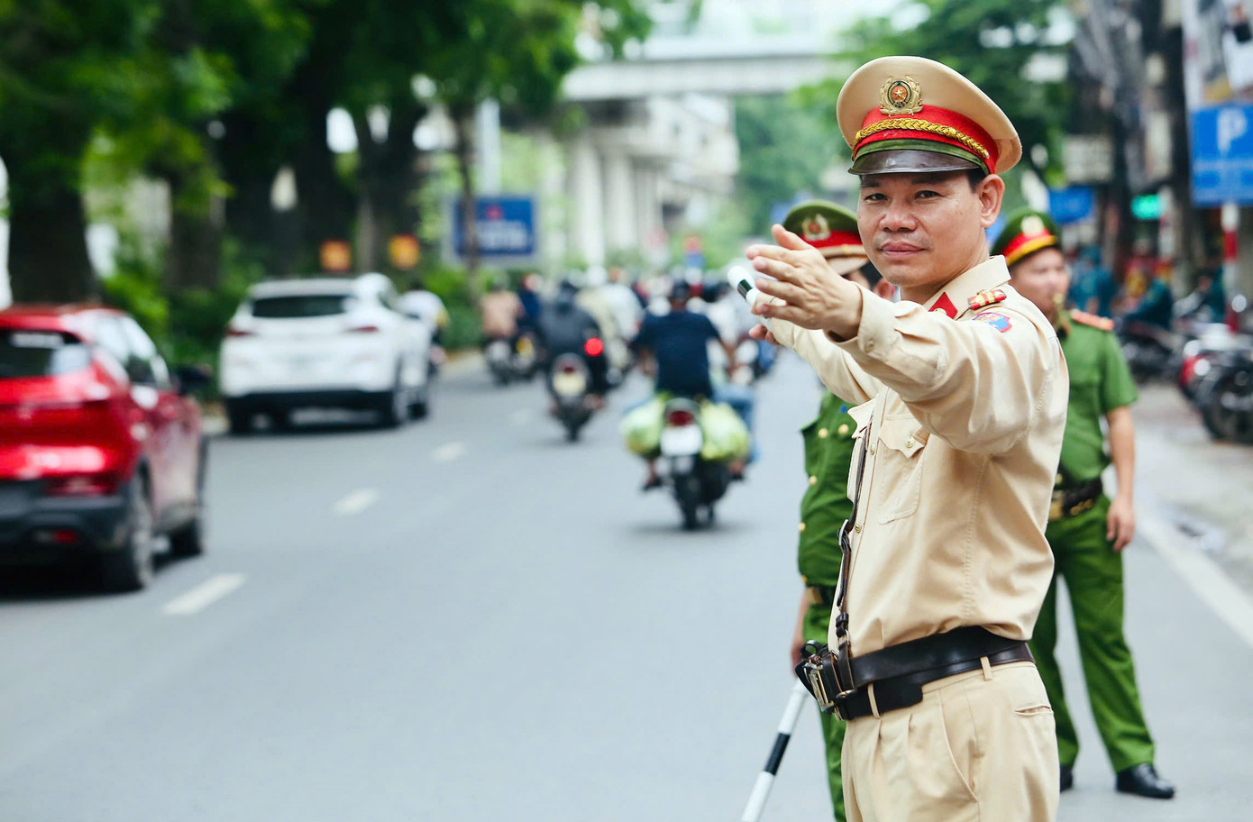 Cục CSGT phân luồng, hạn chế phương tiện về Hà Nội phục vụ kỷ niệm 80 năm Quốc khánh 2/9 - Ảnh 1