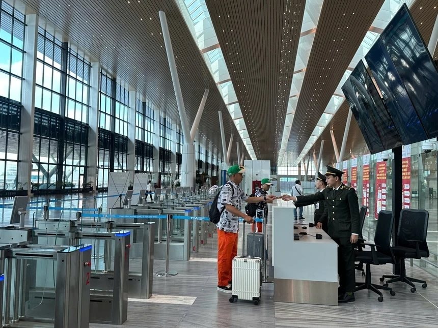 Đây là nơi sẽ tiếp nhận toàn bộ chuyến bay quốc tế từ Tân Sơn Nhất: Kế hoạch cụ thể là gì? - Ảnh 2