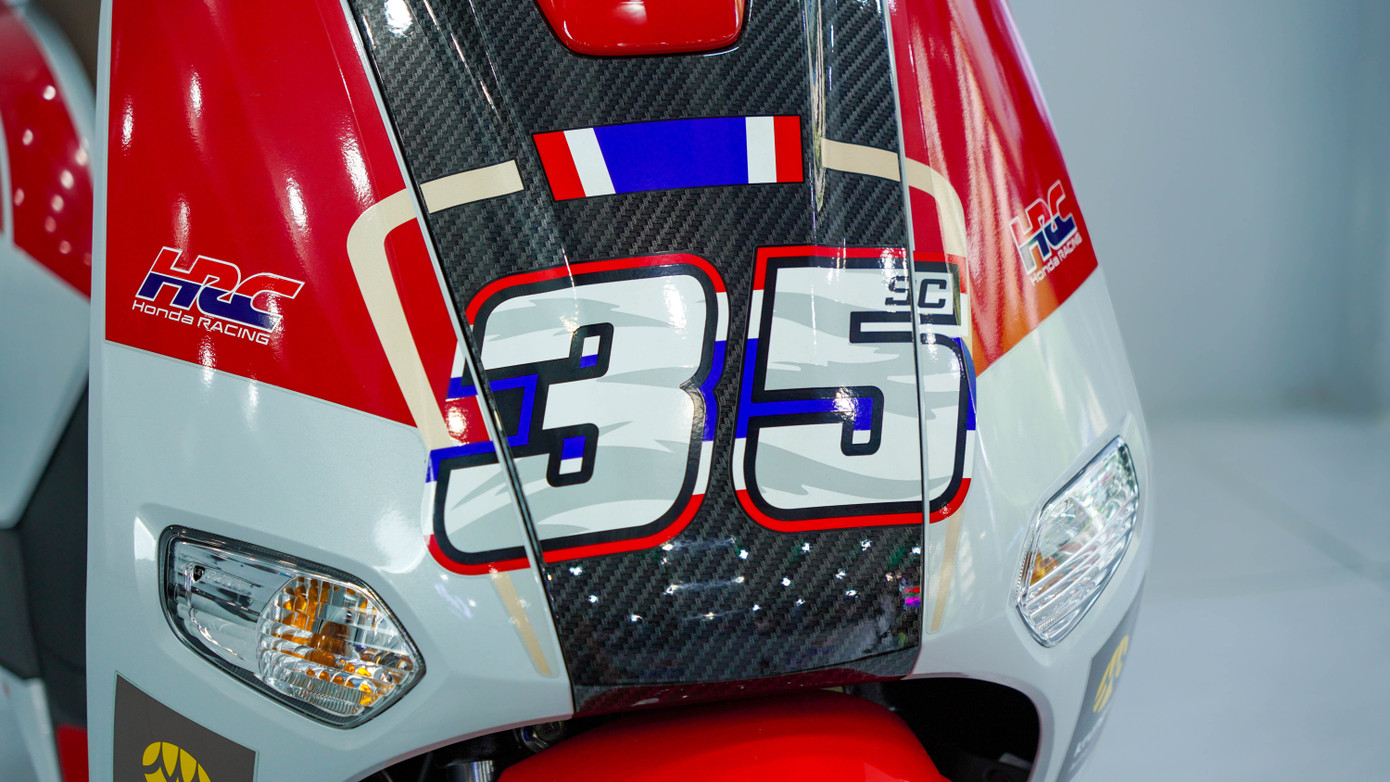 Honda Giorno+ SC35 ThaiGP bản giới hạn đầu tiên về Việt Nam - Ảnh 6