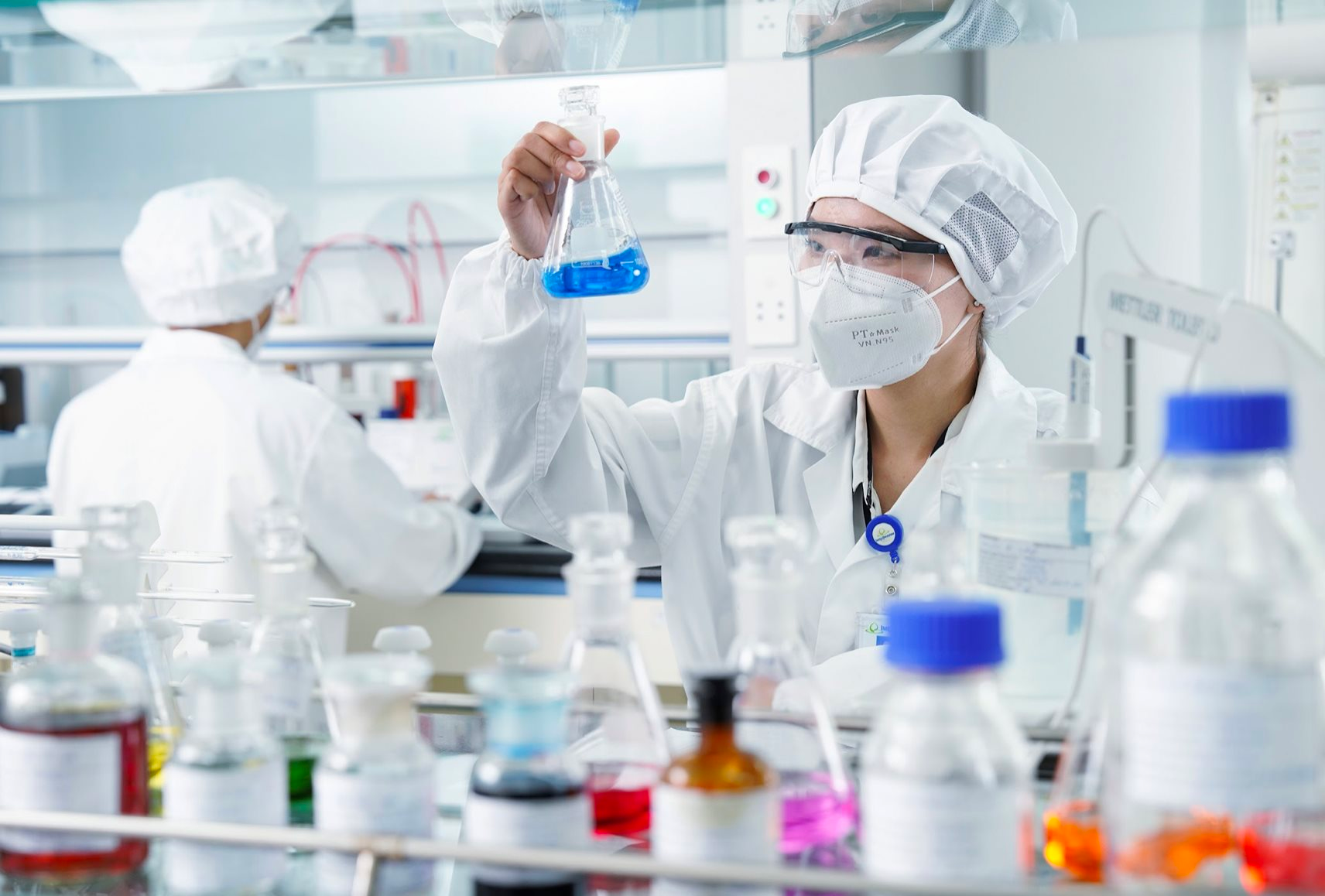 Vừa được Tập đoàn Trung Quốc đánh tiếng mua lại, DN dược hàng đầu Việt Nam trị giá gần 9.000 tỷ báo lãi quý 2 tăng trưởng 37% - Ảnh 1