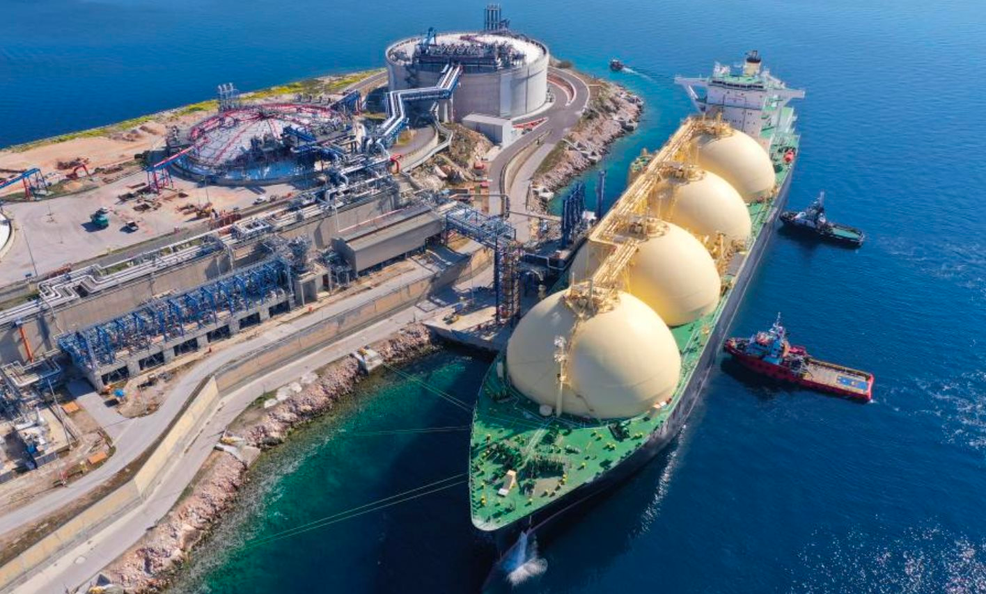 'Qua mặt' Mỹ và EU, Nga tái khởi động dự án khí đốt bị trừng phạt, có công suất gần 20 triệu tấn/năm, hàng loạt tàu đang hướng đến châu Á - Ảnh 1