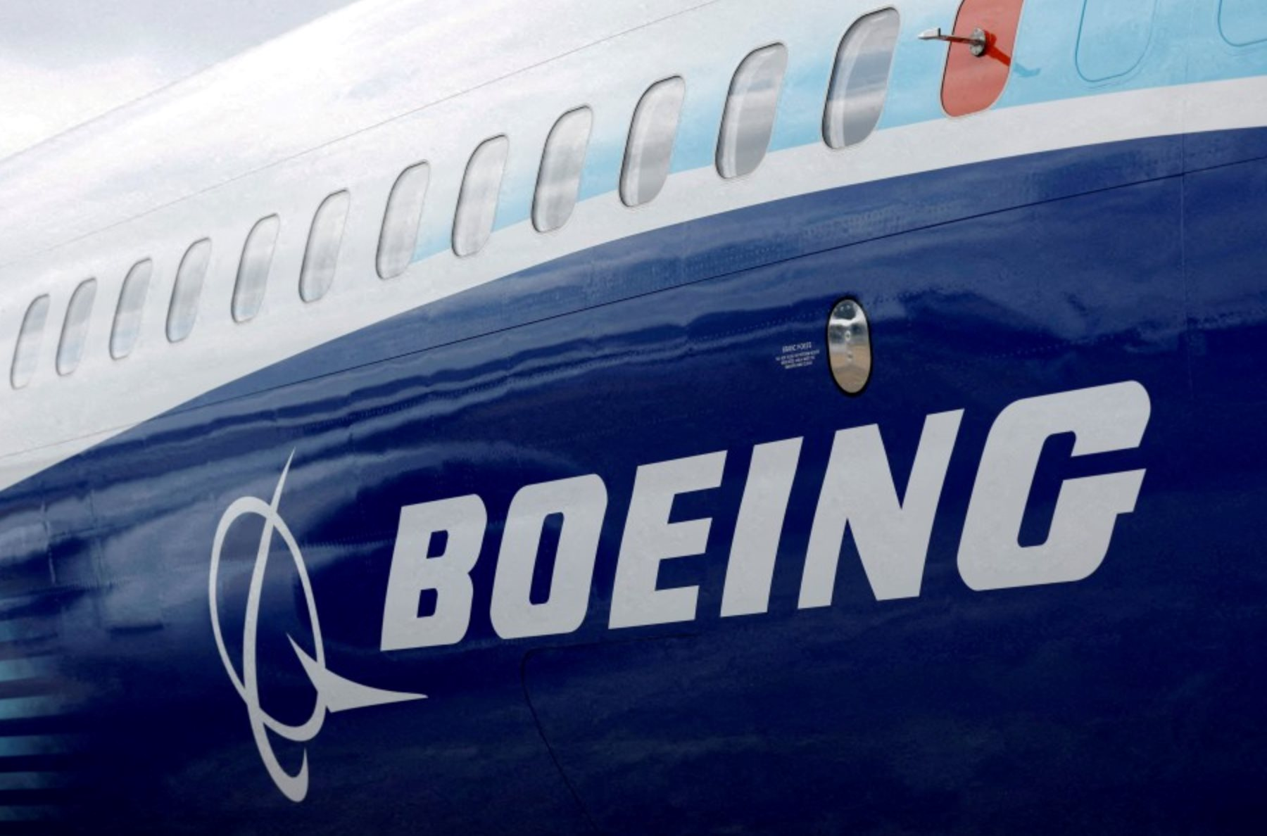 Hơn 3.200 công nhân Boeing đe doạ đình công: Bất mãn lên tới đỉnh điểm - Ảnh 1