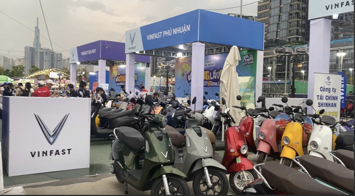 Xe điện VinFast đóng góp thế nào trong hoạt động kinh doanh của Vingroup? - Ảnh 1