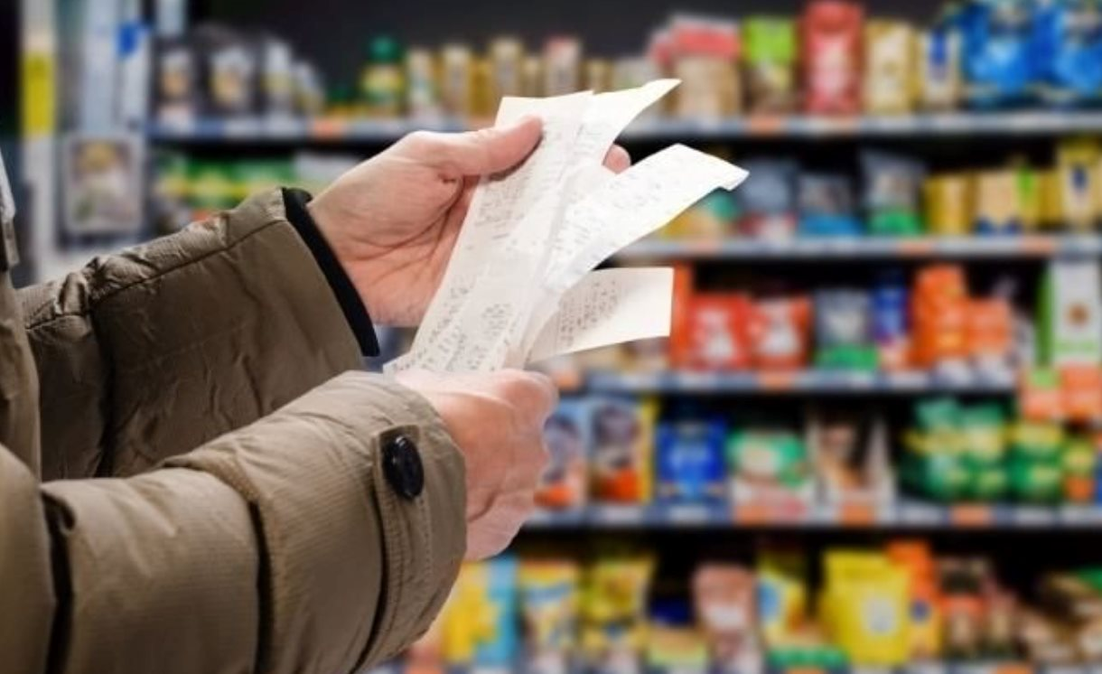 'Tôi đã sai ở đâu?' - Giọt nước mắt của bà mẹ mất trợ cấp vì thu nhập tăng vài USD: Nỗi đau 'giấc mơ Mỹ' dai dẳng - Ảnh 2