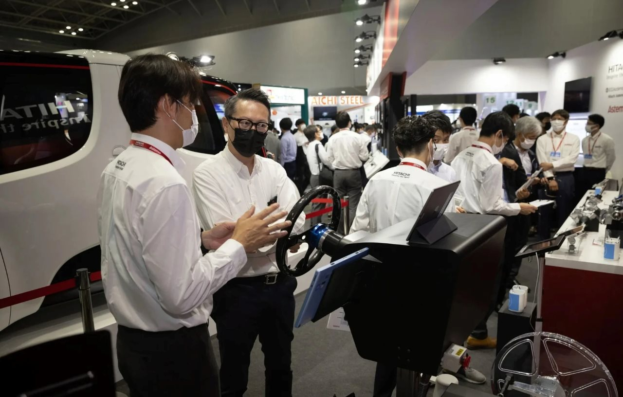 Nóng: Huyền thoại tủ lạnh, máy giặt, điều hòa 100 năm tuổi của Nhật Bản sắp bán mình do kinh doanh khó khăn - Ảnh 1