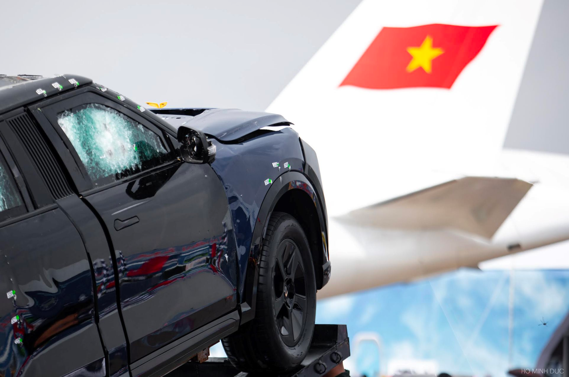 Bí mật cái tên giúp VinFast làm lớp chống đạn cho xe Lạc Hồng 900 LX: Nổi danh 30 năm, chất lượng miễn bàn - Ảnh 1