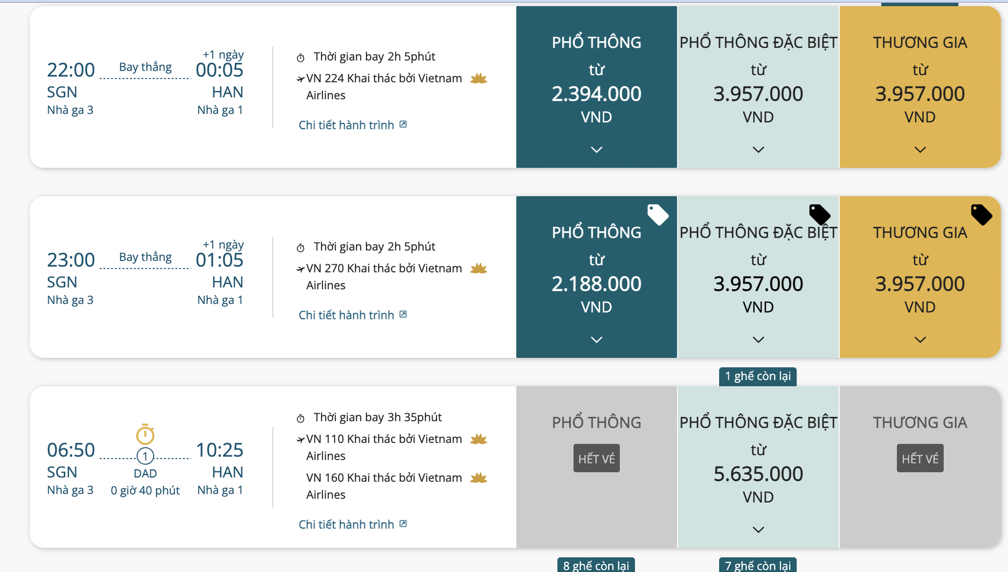 Bất ngờ giá vé máy bay từ TP HCM đi Hà Nội trước lễ diễu binh, diễu hành - Ảnh 1